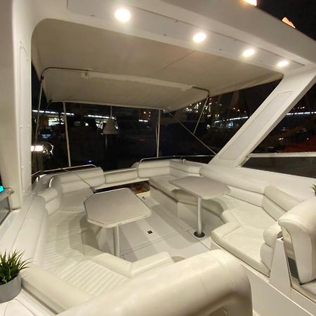 Alojamiento En Barco Voralamar Hotel Валенсия Екстериор снимка